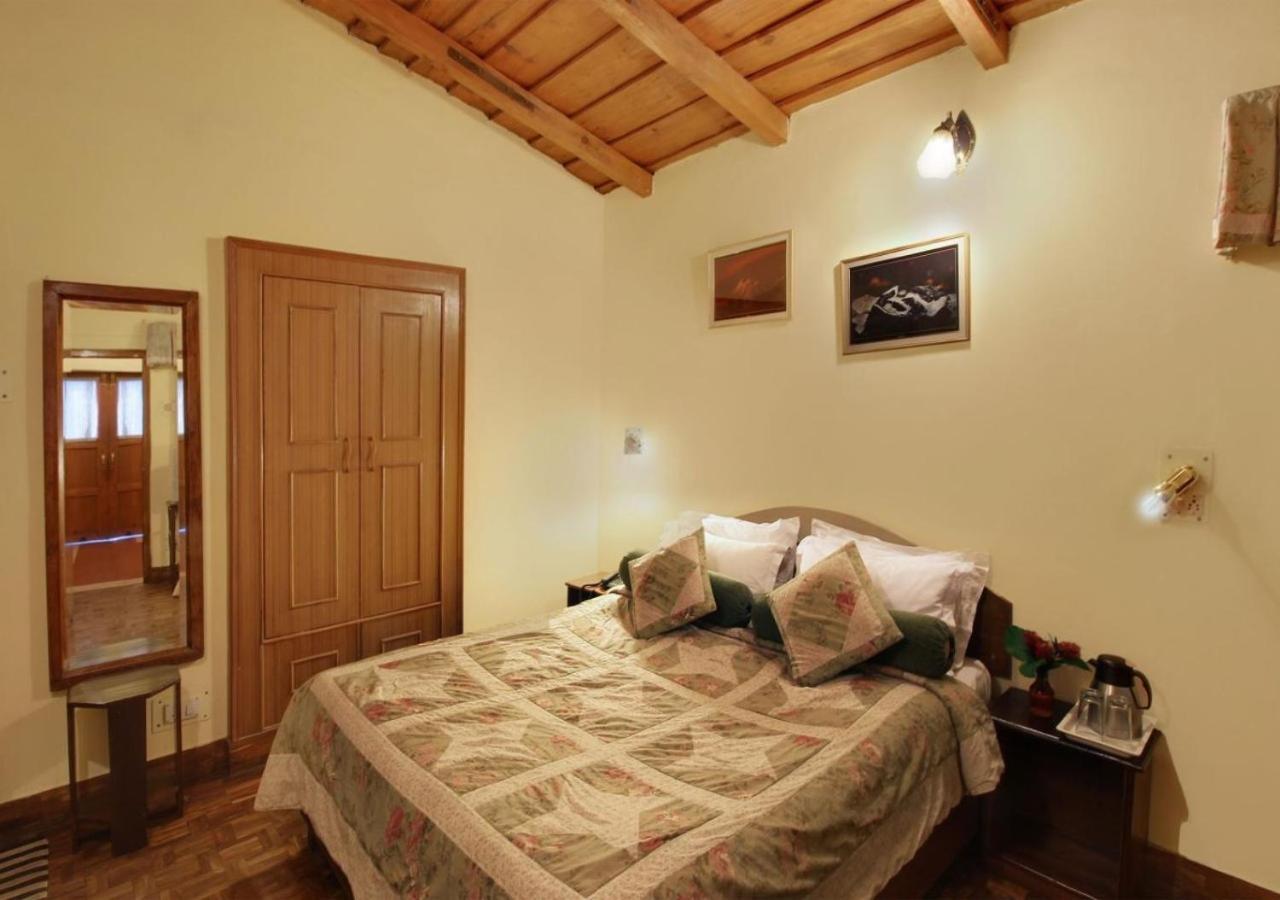 Chevron Rosemount Otel Ranikhet Dış mekan fotoğraf