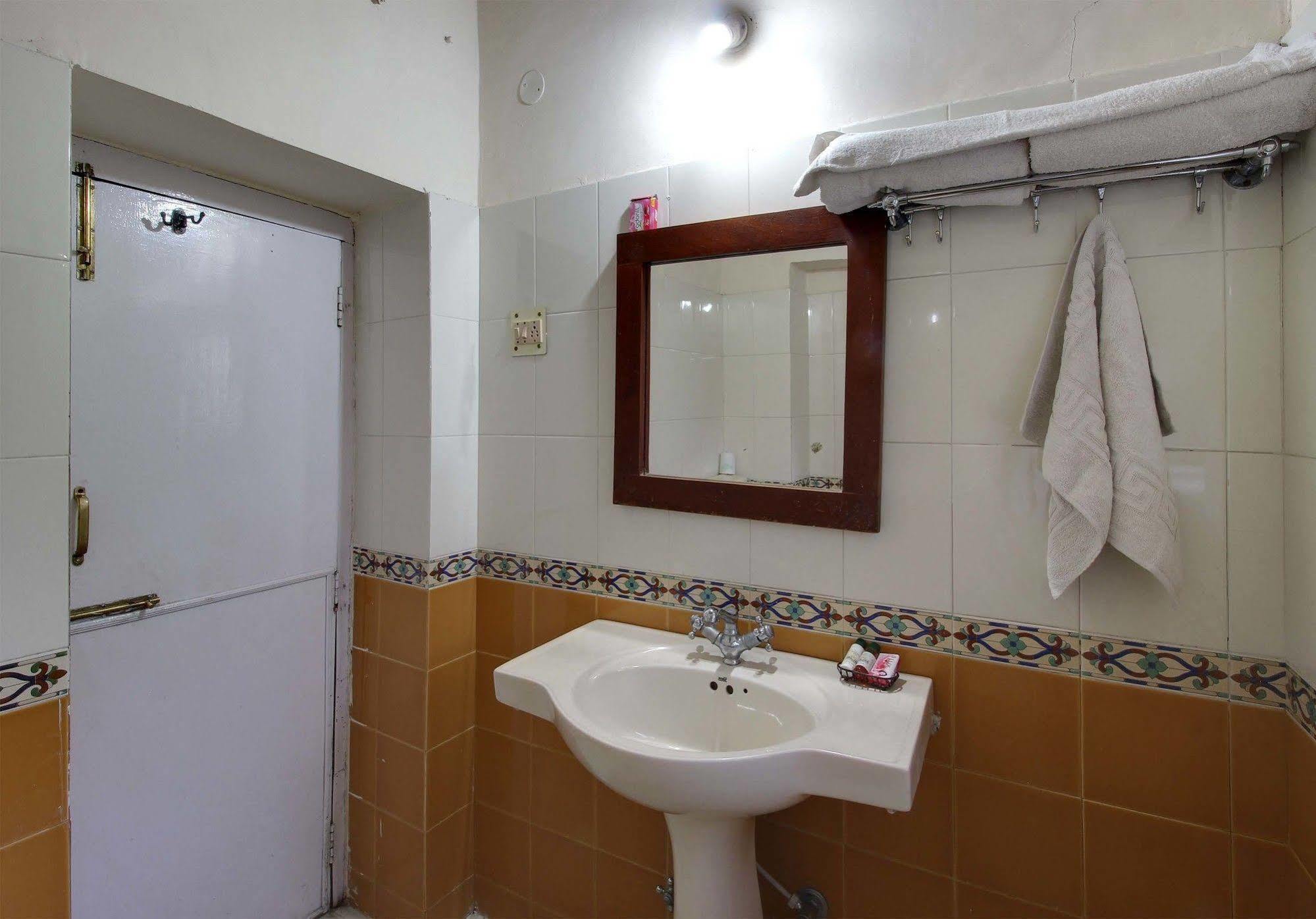 Chevron Rosemount Otel Ranikhet Dış mekan fotoğraf