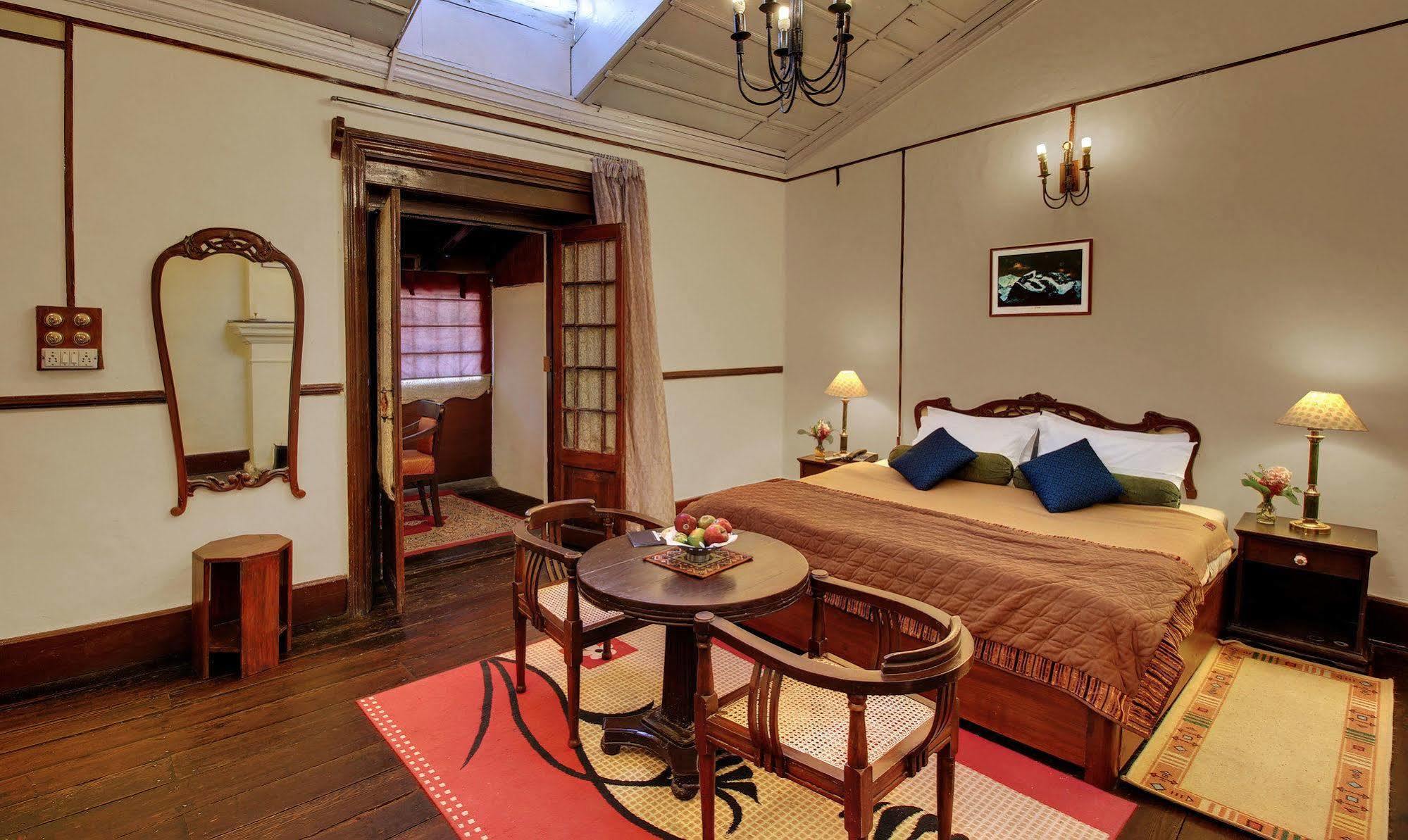 Chevron Rosemount Otel Ranikhet Dış mekan fotoğraf