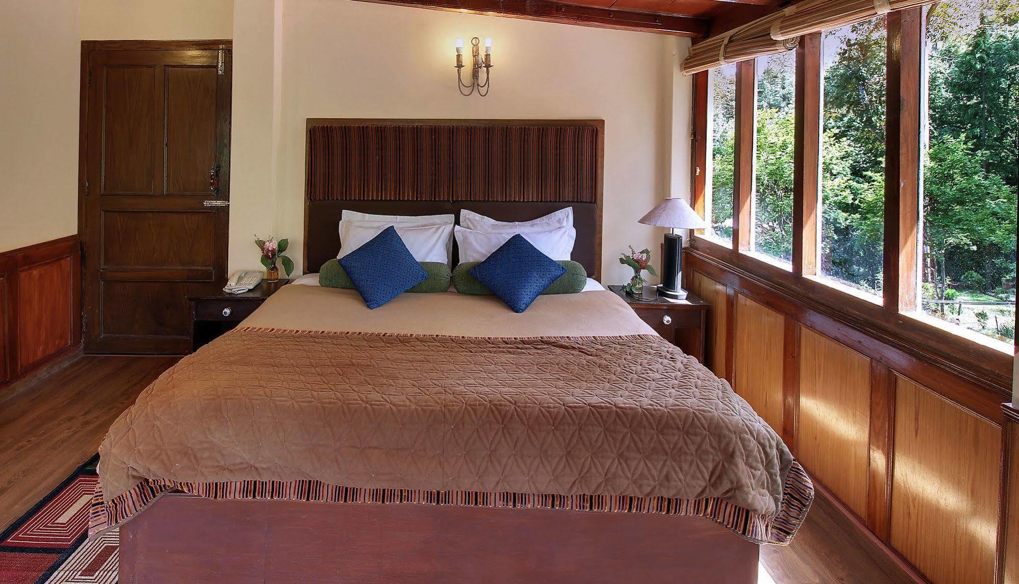 Chevron Rosemount Otel Ranikhet Dış mekan fotoğraf